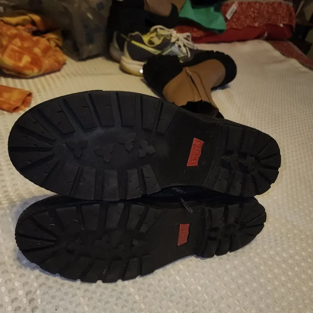LEVIS EUC MENS SZ 9.5 JEAN LUG BOOTS